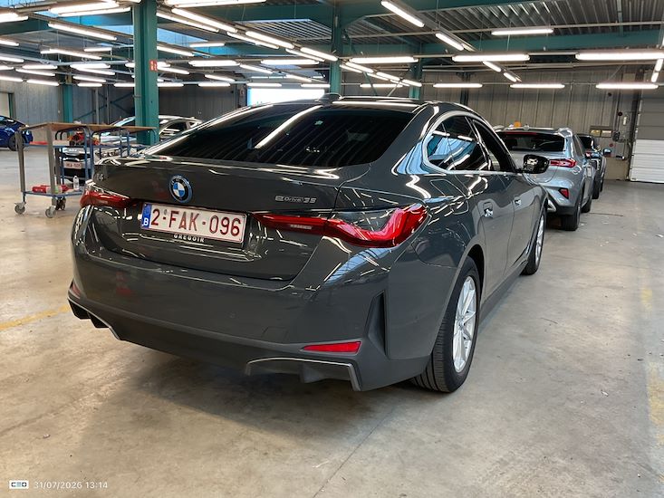Bmw I4 — photo 4