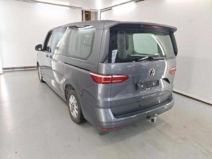 Volkswagen Multivan — photo 3