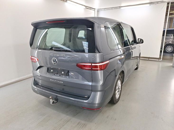 Volkswagen Multivan — photo 4
