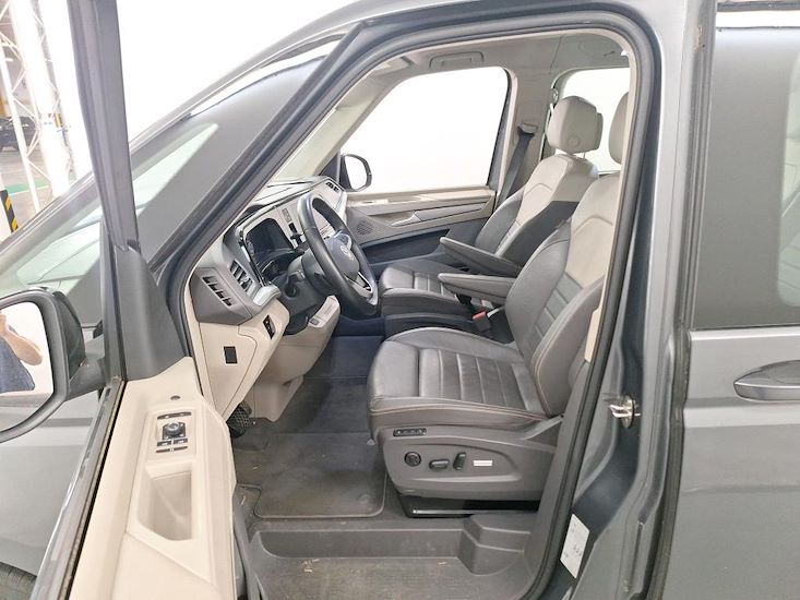 Volkswagen Multivan — photo 5