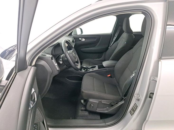 Volvo Xc40 — photo 5