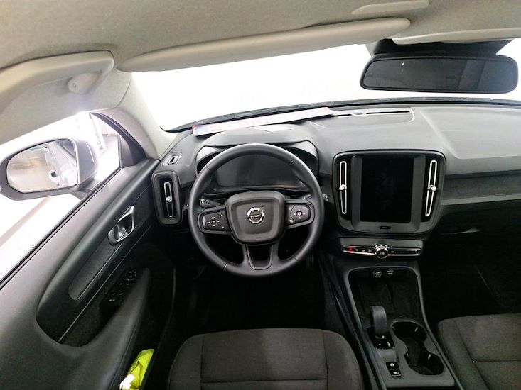 Volvo Xc40 — photo 8