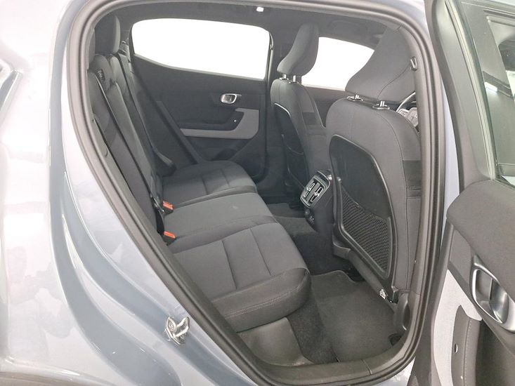 Polestar 2 — photo 6