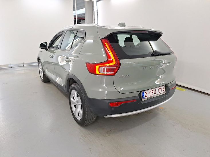 Volvo Xc40 — photo 3
