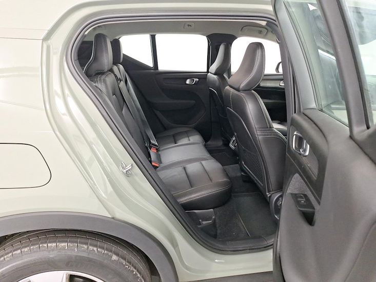 Volvo Xc40 — photo 6