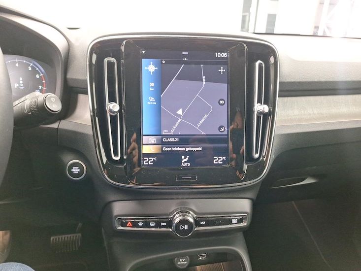 Volvo Xc40 — photo 9