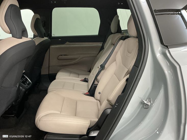 Volvo Ex90 — photo 11