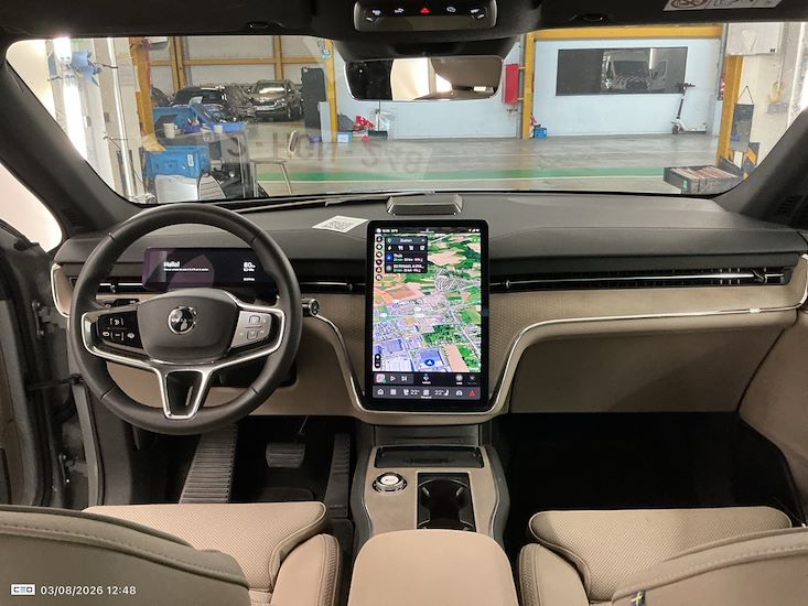 Volvo Ex90 — photo 7