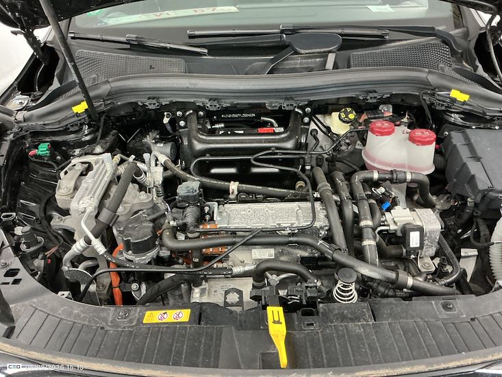 Mercedes-Benz Eqa — photo 20