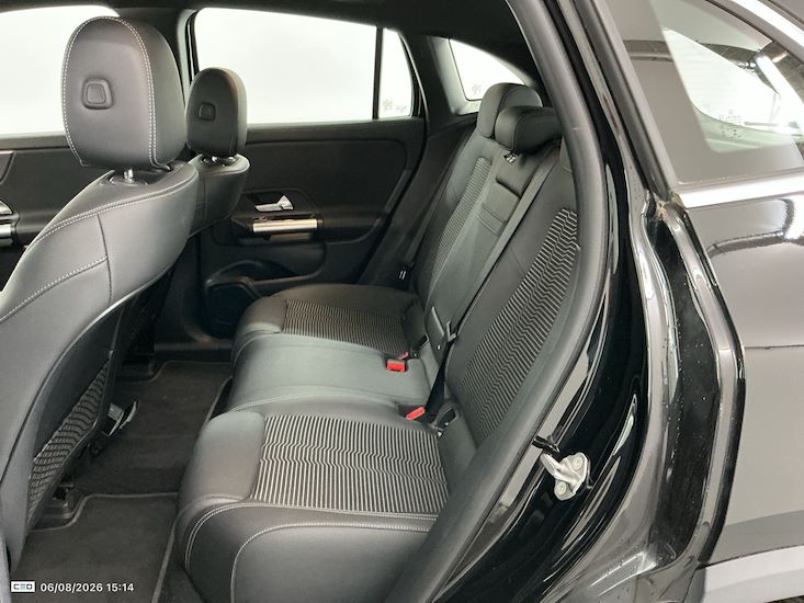 Mercedes-Benz Eqa — photo 31