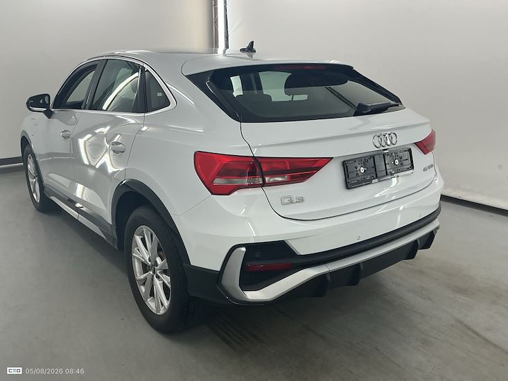 Audi Q3 — photo 3
