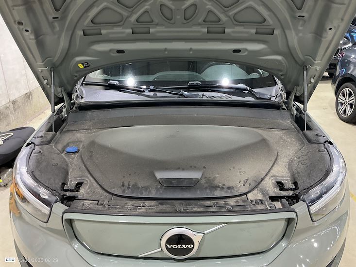 Volvo Xc40 — photo 6