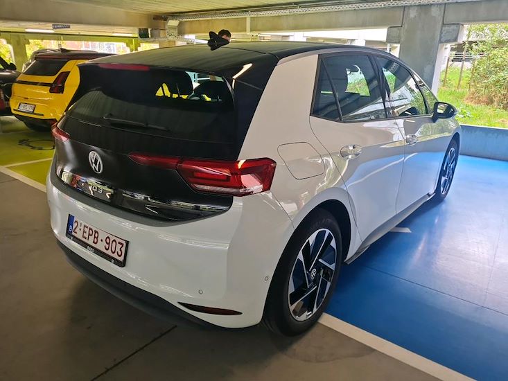 Volkswagen Id.3 — photo 4
