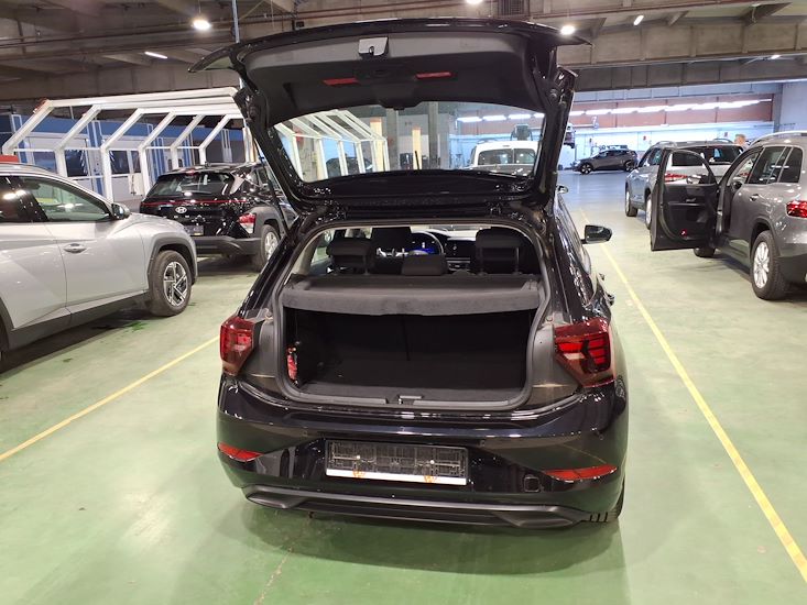 Volkswagen Polo — photo 3