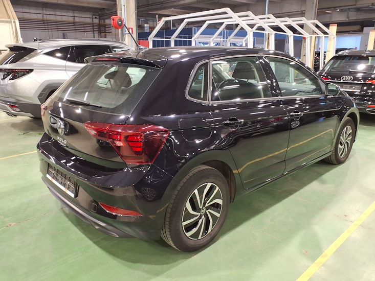 Volkswagen Polo — photo 4