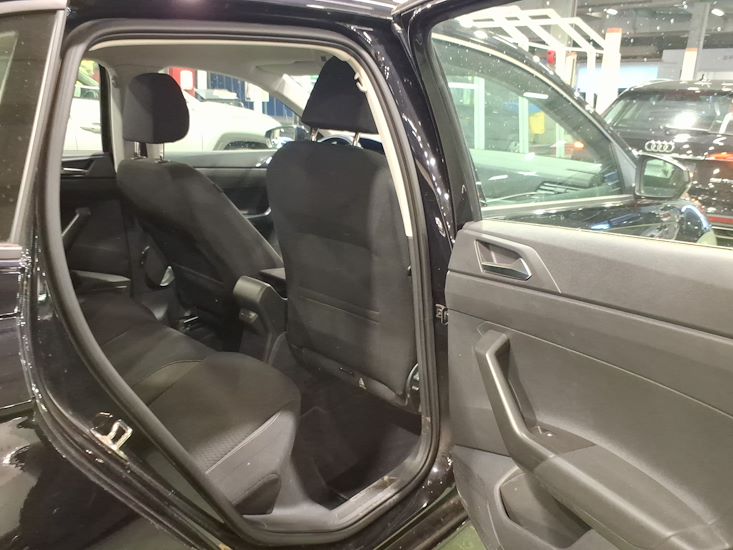 Volkswagen Polo — photo 5
