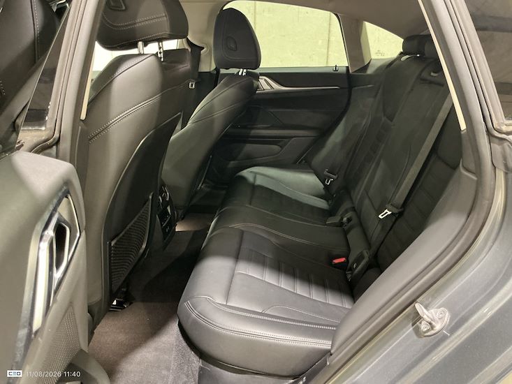 Bmw I4 — photo 12