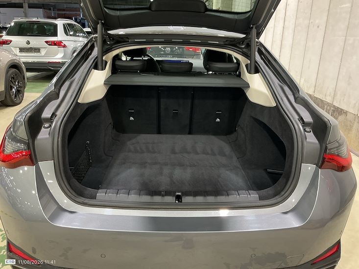 Bmw I4 — photo 13