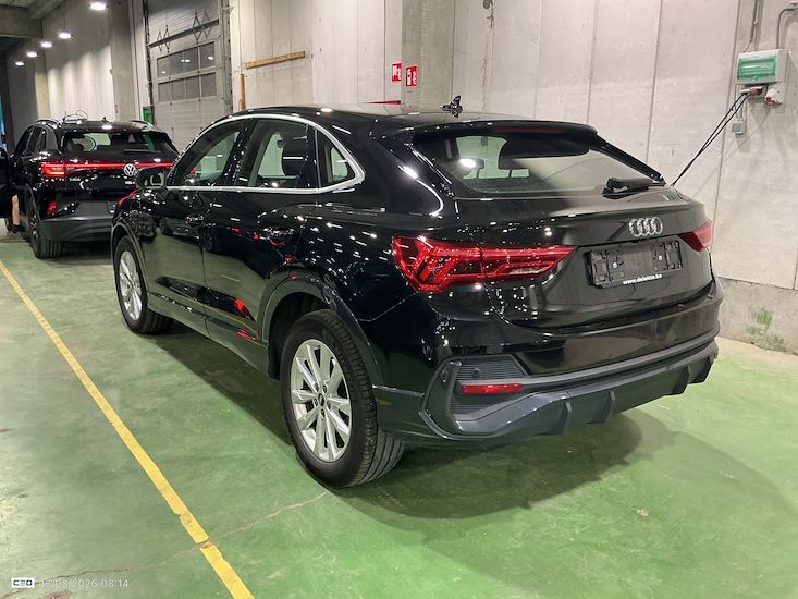 Audi Q3 — photo 3