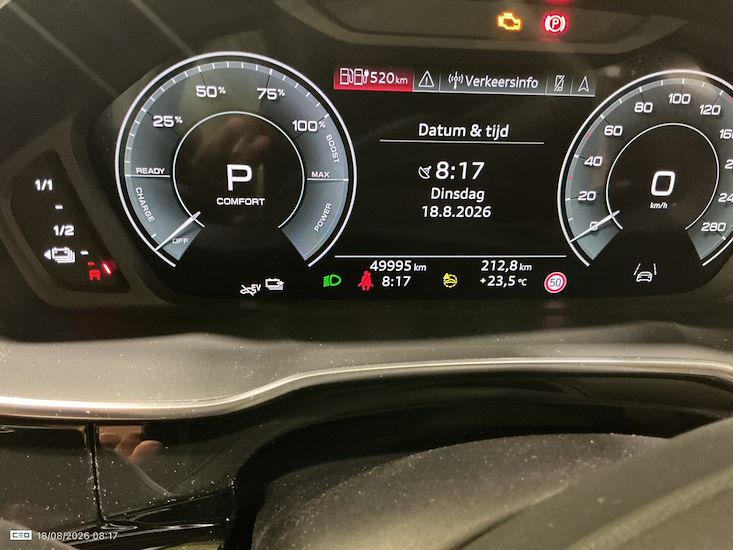 Audi Q3 — photo 8