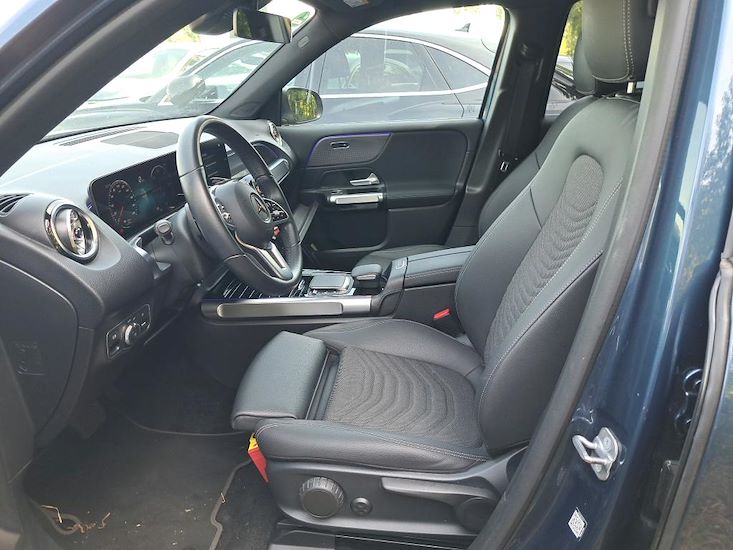 Mercedes-Benz Eqb — photo 5
