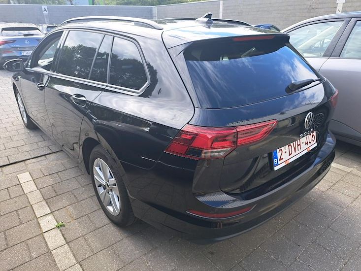 Volkswagen Golf — photo 3