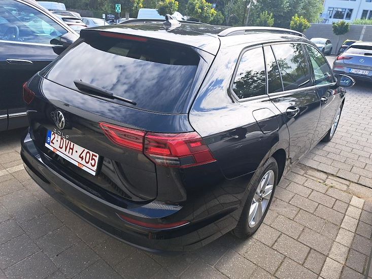 Volkswagen Golf — photo 4