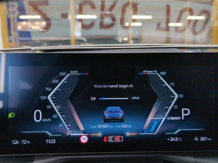 Bmw I4 — photo 10